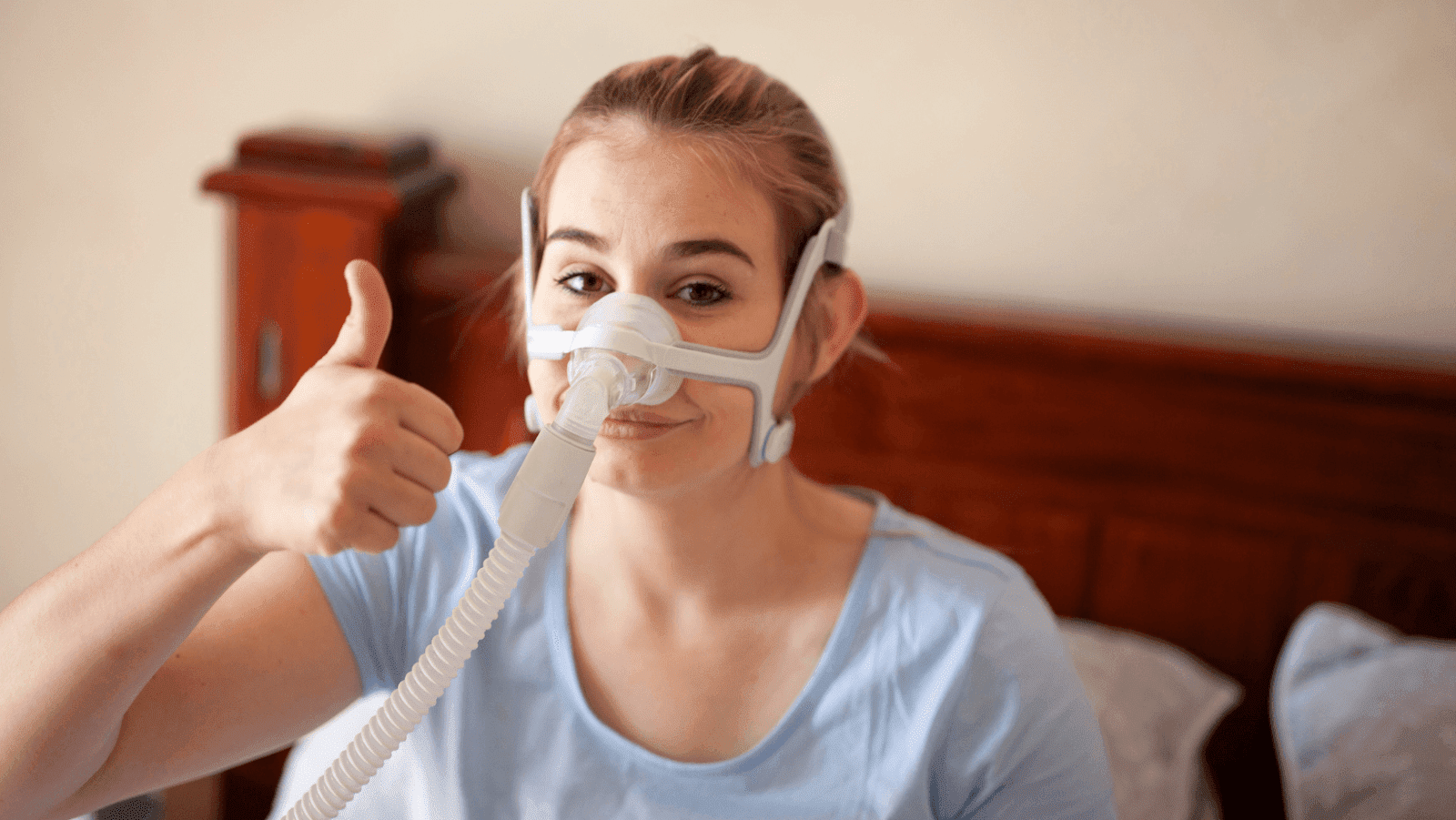 Kobieta adaptująca się do terapii CPAP