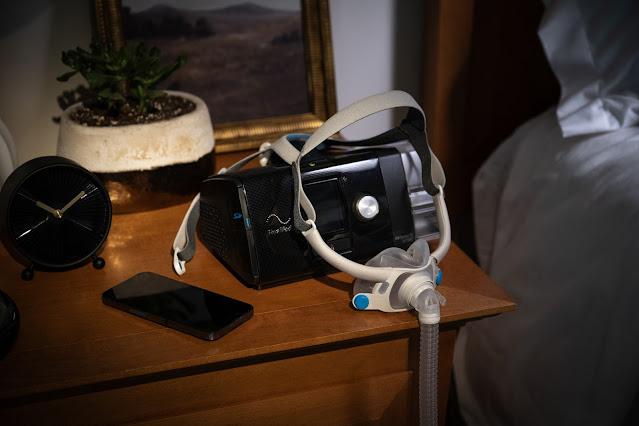 Airfit40 Airsense10 Screen Off Bedside Nightstand.jpg